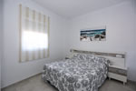 Apartamento muy cerca de la playa andando, para parejas que desean descansar en El Palmar en zona muy tranquila.
para 4 personas, carpa velador de jardin