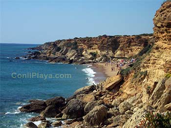 Cala tio Juan de Medina, vista desde la cala del Faro.