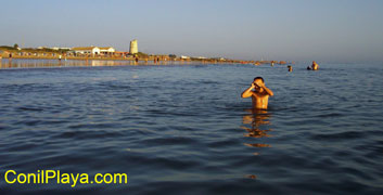 Playa ideal para los niños, dada su poca profundidad.