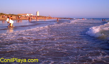 Es una playa estupenda para la practica del body board.