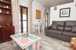 Estupendo apartamento en el centro de Vejer . Aire acondicionado, wifi. Excelente ubicación.
capacidad para 2 personas