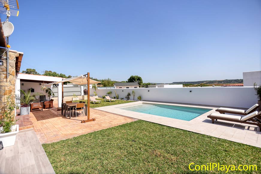 jardin piscina 