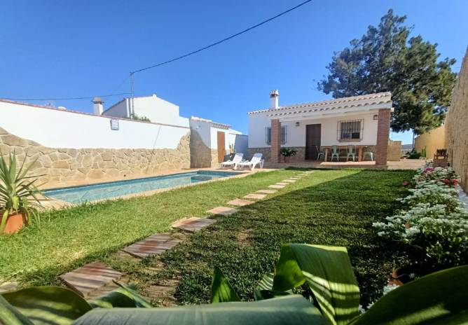 casa en Vejer con piscina