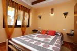 A 5 minutos de la playa de Mangueta. Consta de porche, 1 dormitorios, ducha exterior, aire acondicionado, terraza. capacidad para 2 personas