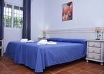 5 Chalets con piscina compartida a pocos minutos andando de la playa de Zahora. Disponen de barbacoa y jardín. Zona muy tranquila.
5 Chalets de 2 dormitorios en Zahora.